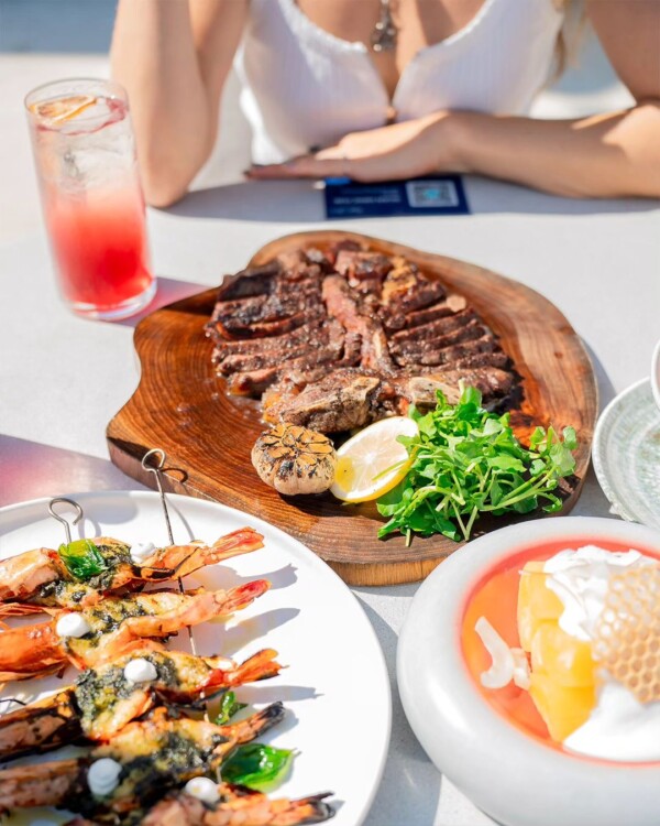 Food served at Café del Mar Bali
